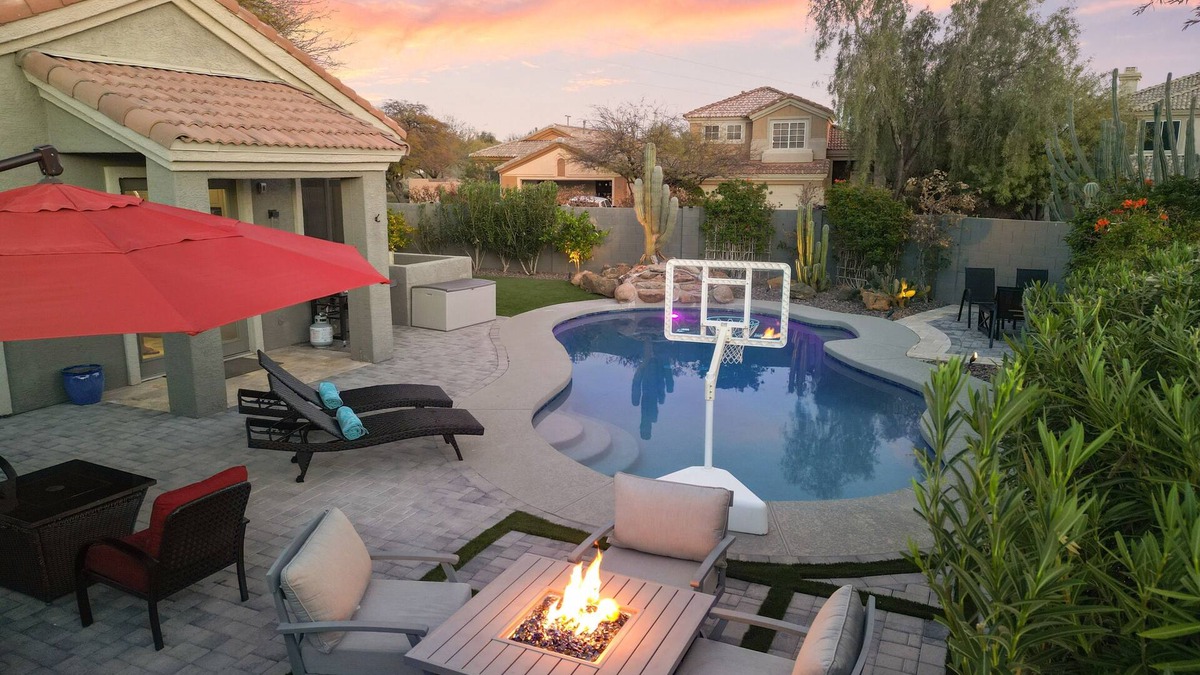 Tatum Ranch House | Family Friendly Retreat - Heated Pool - Pets ok!