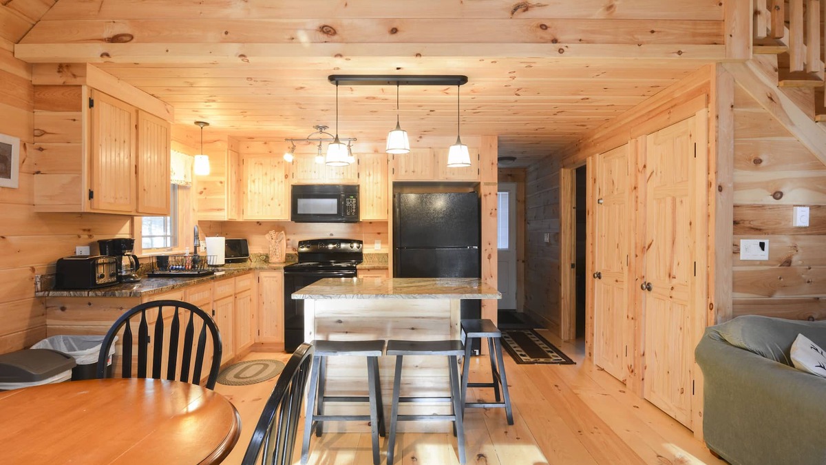 Chocorua Cabin | Family Friendly Rustic Newly Renovated Cabin Abutting The White Lake State Park.