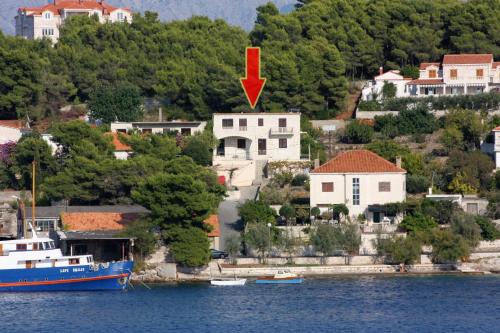 Sumartin Apartment | Family friendly seaside apartments Sumartin, Brac - 5771