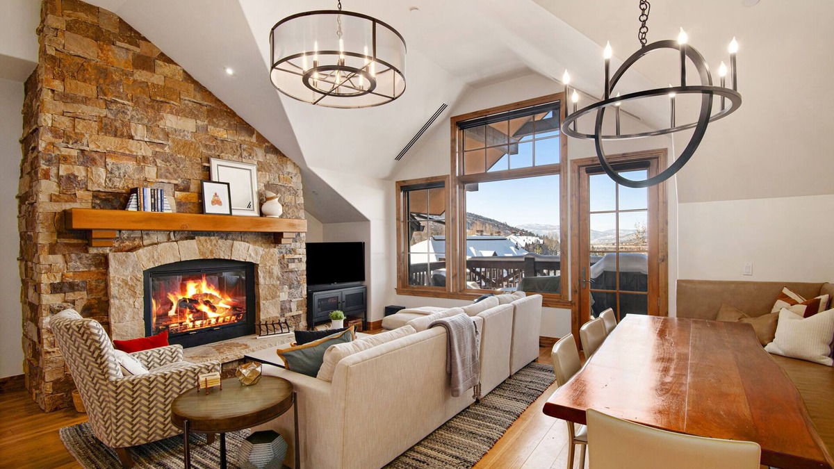 Avon Condo | Family Friendly Ski in/Ski Out with gorgeous view!