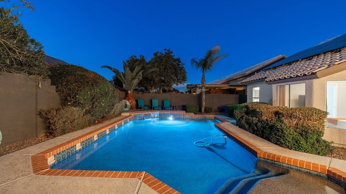 Paradise Valley Village House | Family-Friendly, Spacious Retreat with Pool, Hot Tub & GameRoom