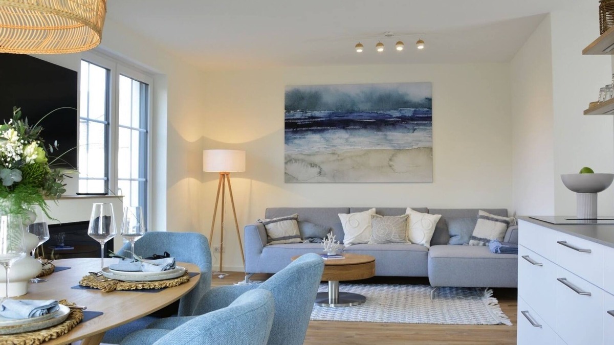 Tossens Apartment | Family-friendly vacation apartment with sauna and fireplace