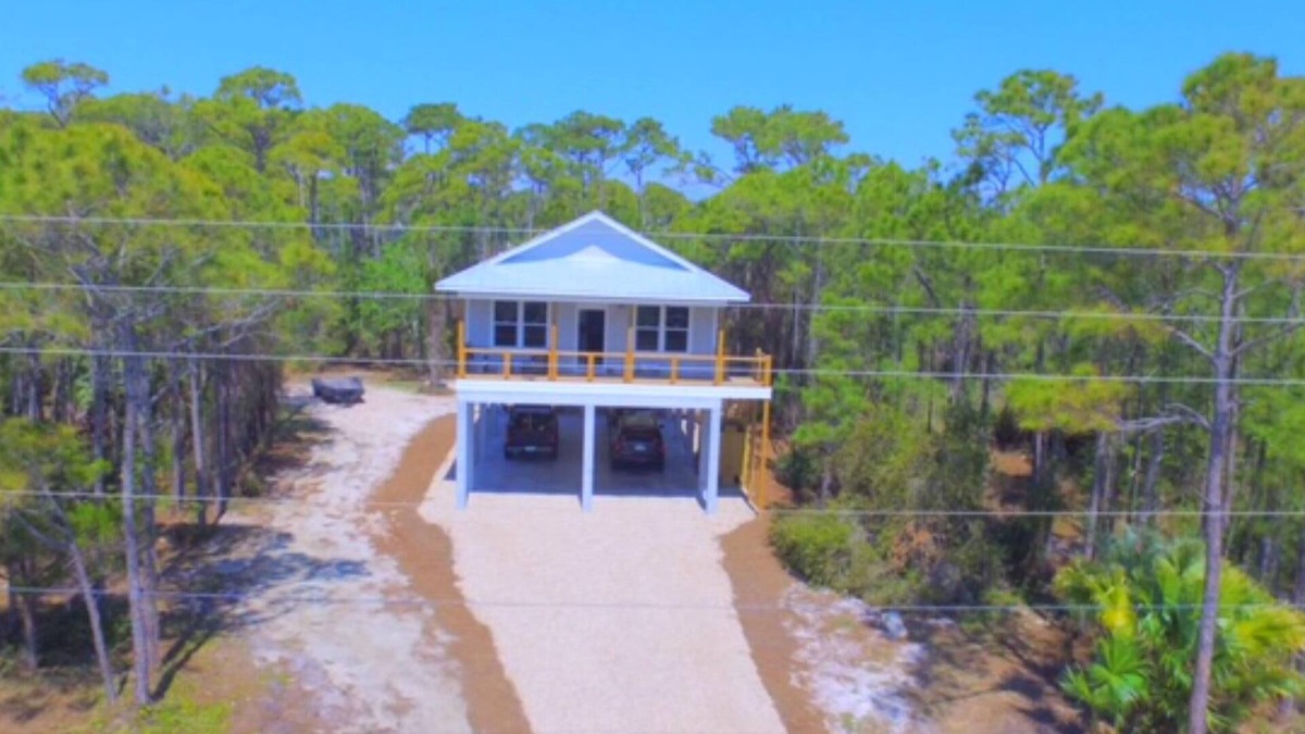 East End House | Family Friendly. Very Clean. Local Friendly Owners. Beautiful Gulf View.