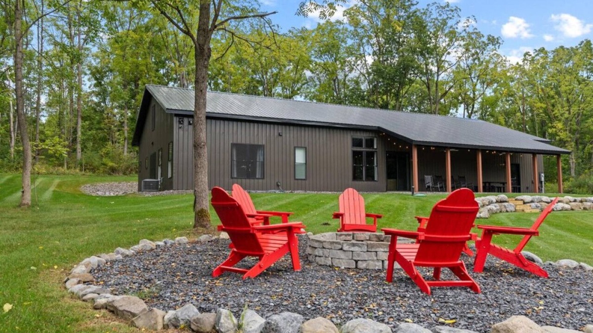 Skaneateles House | Family Friends Fun! Captain's Hideaway!
