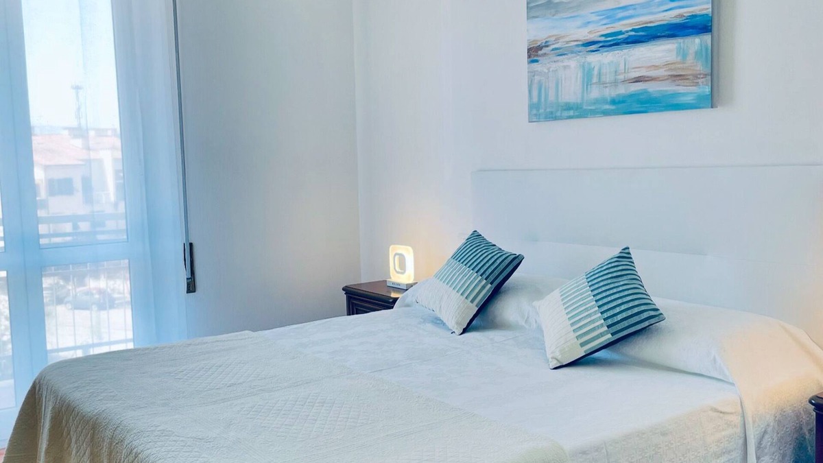 Sarzana Apartment | Family & Friends Sarzana Apartment CIN: IT011027C2ERAB87GU CITRA 011027-LT-0356