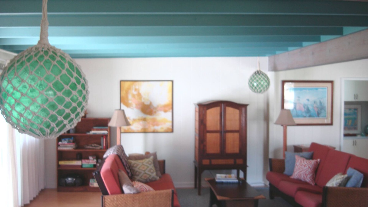 Waimanalo House | Family fun or just relax and say aaah! Max 6, 5 minute walk to Beach !