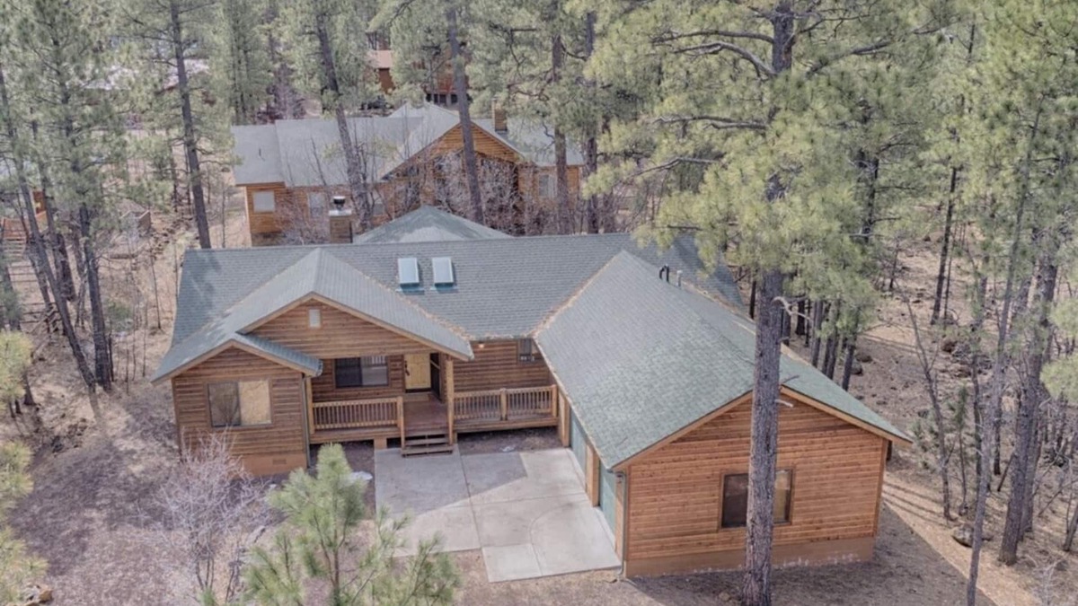 Pinetop Cabin | Family Fun! Sky-Lite Lodge Clean Internet Single Story Pinetop Lakes 3bd Cabin
