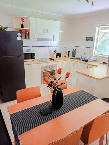 Bracken Ridge House | Family Haven Near Beaches