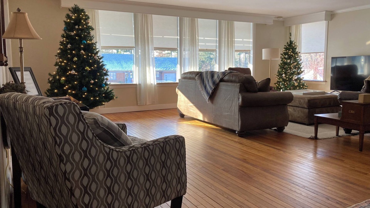 Wooster House | Family haven w/pool close to College of Wooster and downtown