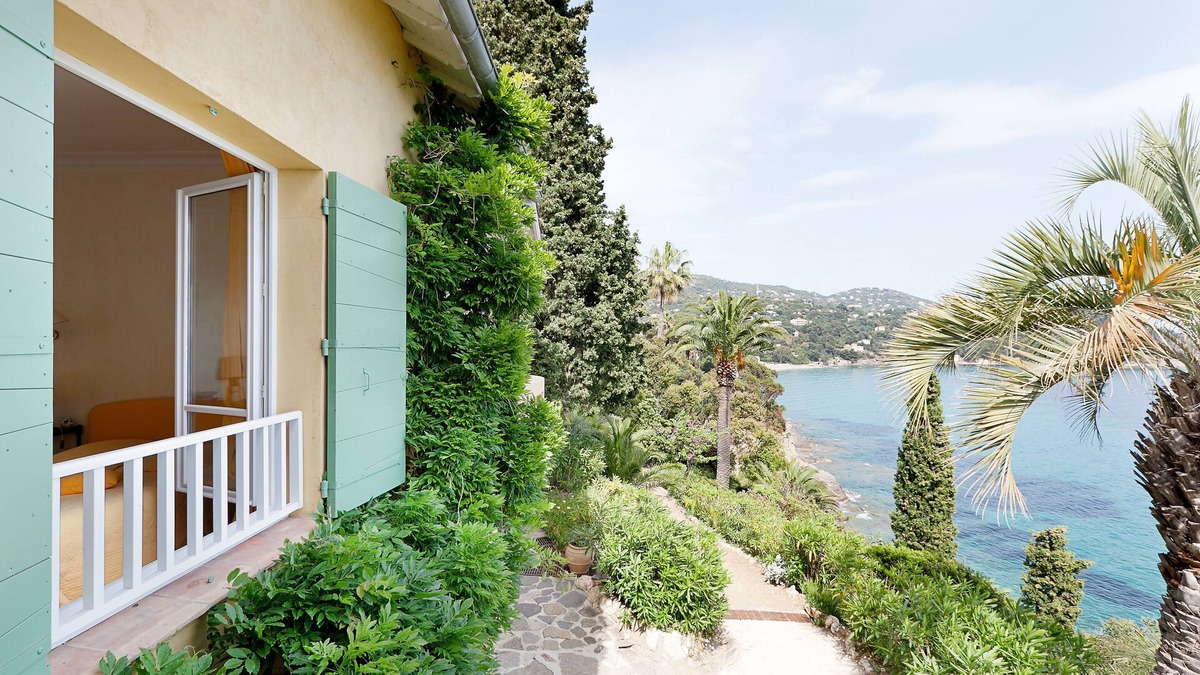 Rayol-Canadel-sur-Mer House | Family house with direct access to the sea
