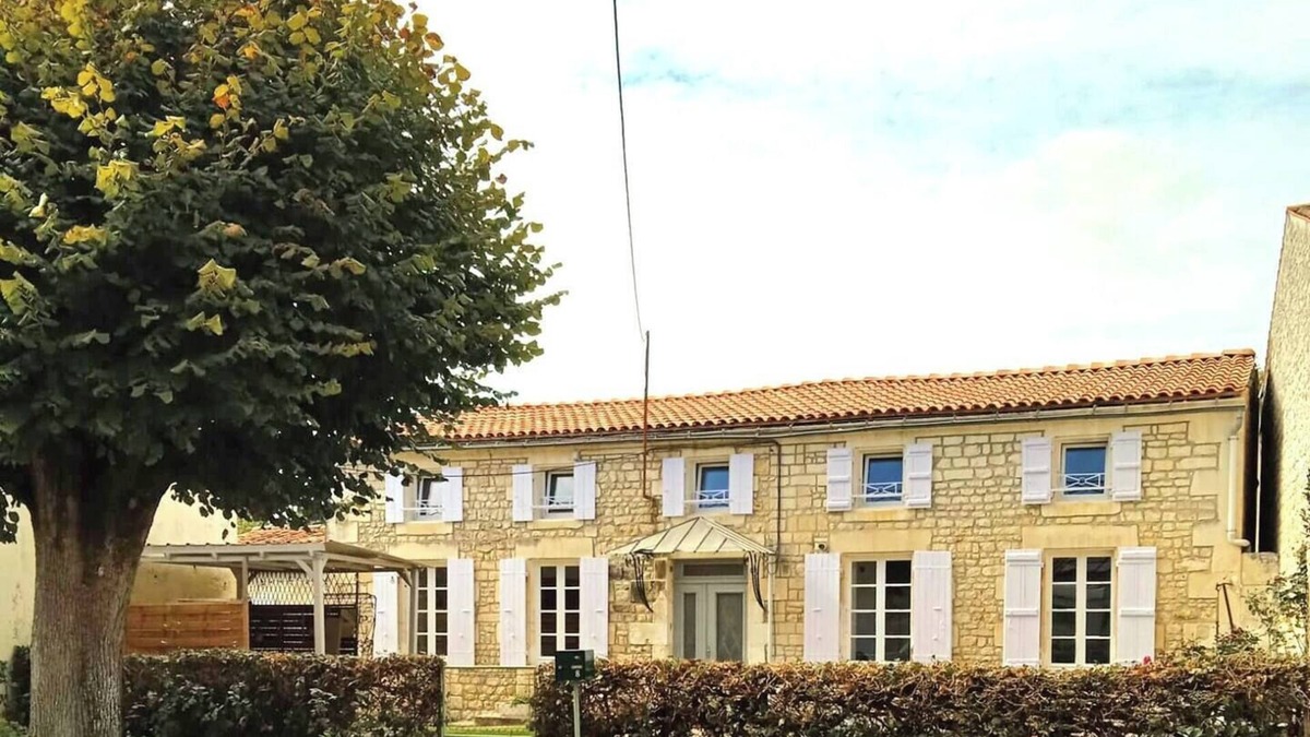 Plassay House | Family home, for a nature break and discovery of our beautiful region.