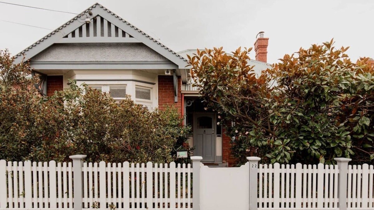 Sandy Bay House | Family Home in central Sandy Bay