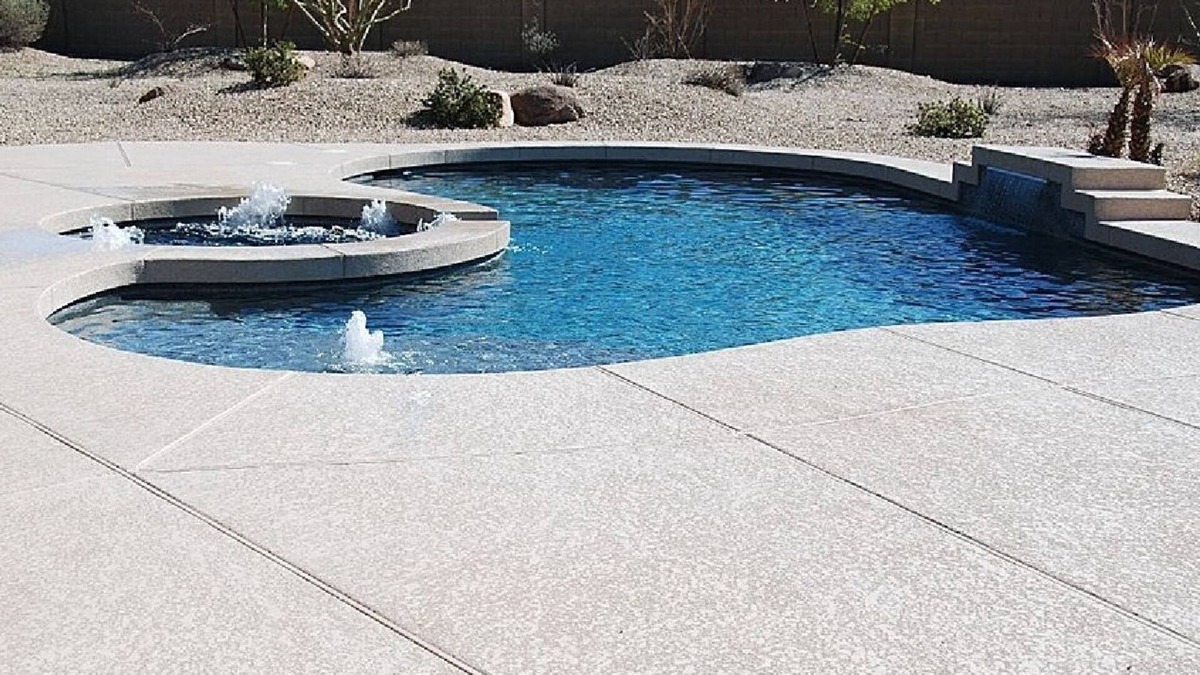 Anthem House | Family Home Offering Private Spa, Pool, Bikes And More!