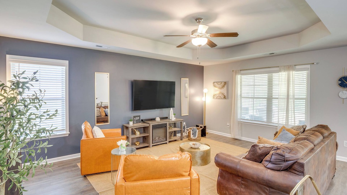 Normal House | Family Home w/Covered Patio in Ardmore