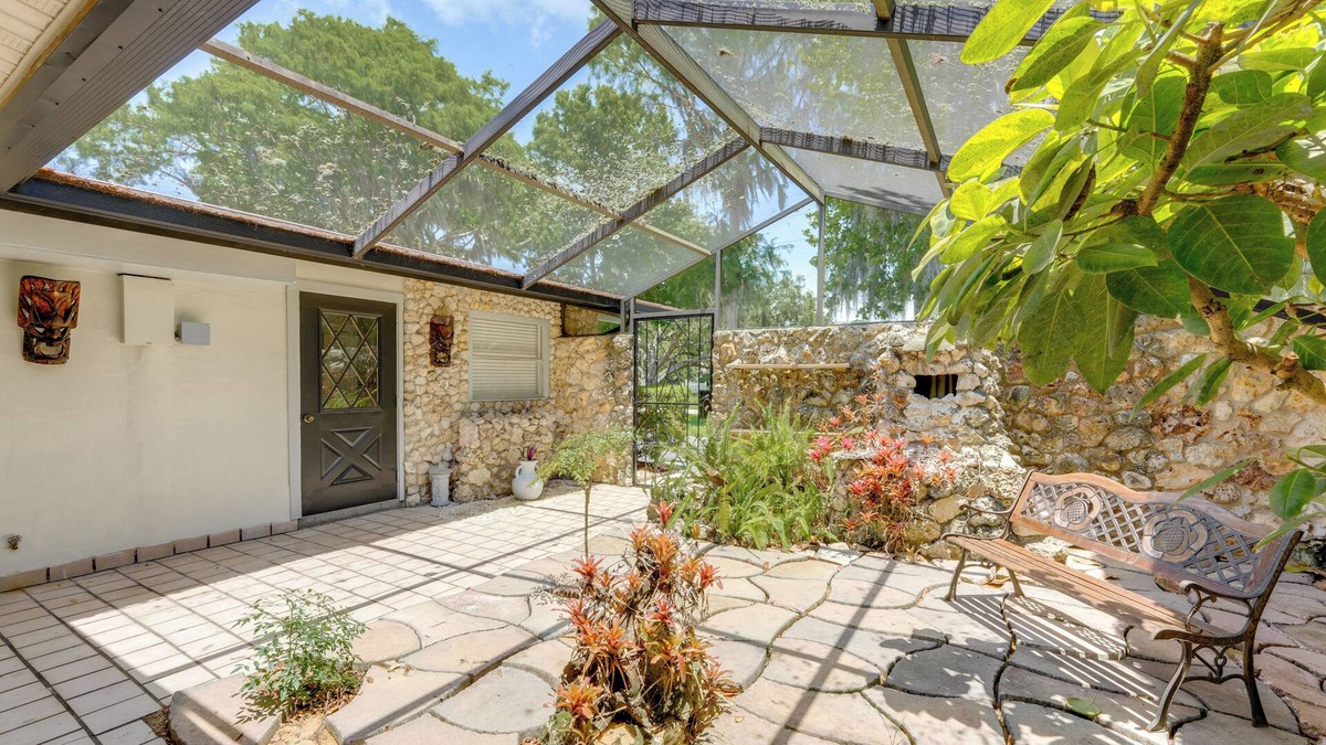 Tavares House | Family Home w/Stunning Water Views in Tavares!