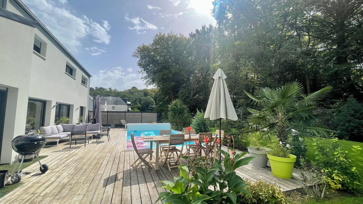 Guidel House | Family home with pool, 10 minutes from the ocean!