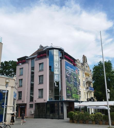 Varna City Centre Hotel | Family Hotel Opera - former City Mark hotel