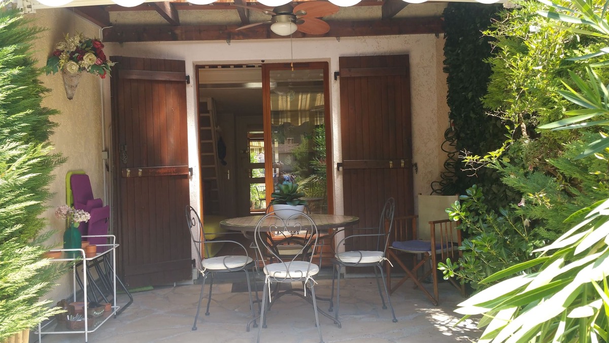 Bastide Giraud House | Family House 3 rooms Swimming pool Parking WIFI 2 kms Sea Villeneuve Loubet