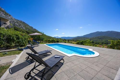 Gata House | Family House Gata