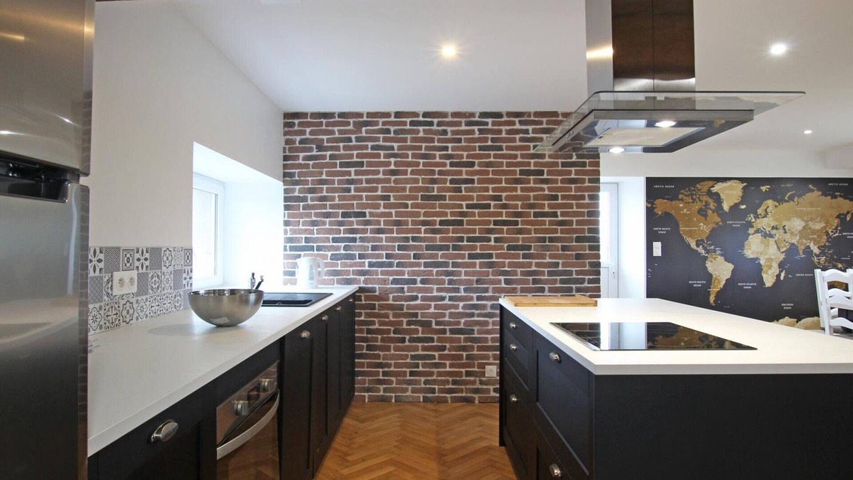 Plomb Cottage | Family house with terrace and countryside view