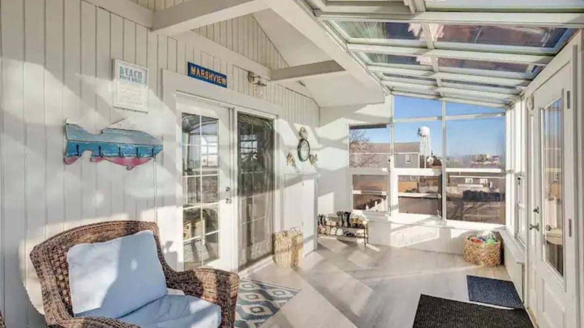 Hampton Apartment | Family, Kid, & Pet-Friendly, Sleeps 6+, Backyard & Grill