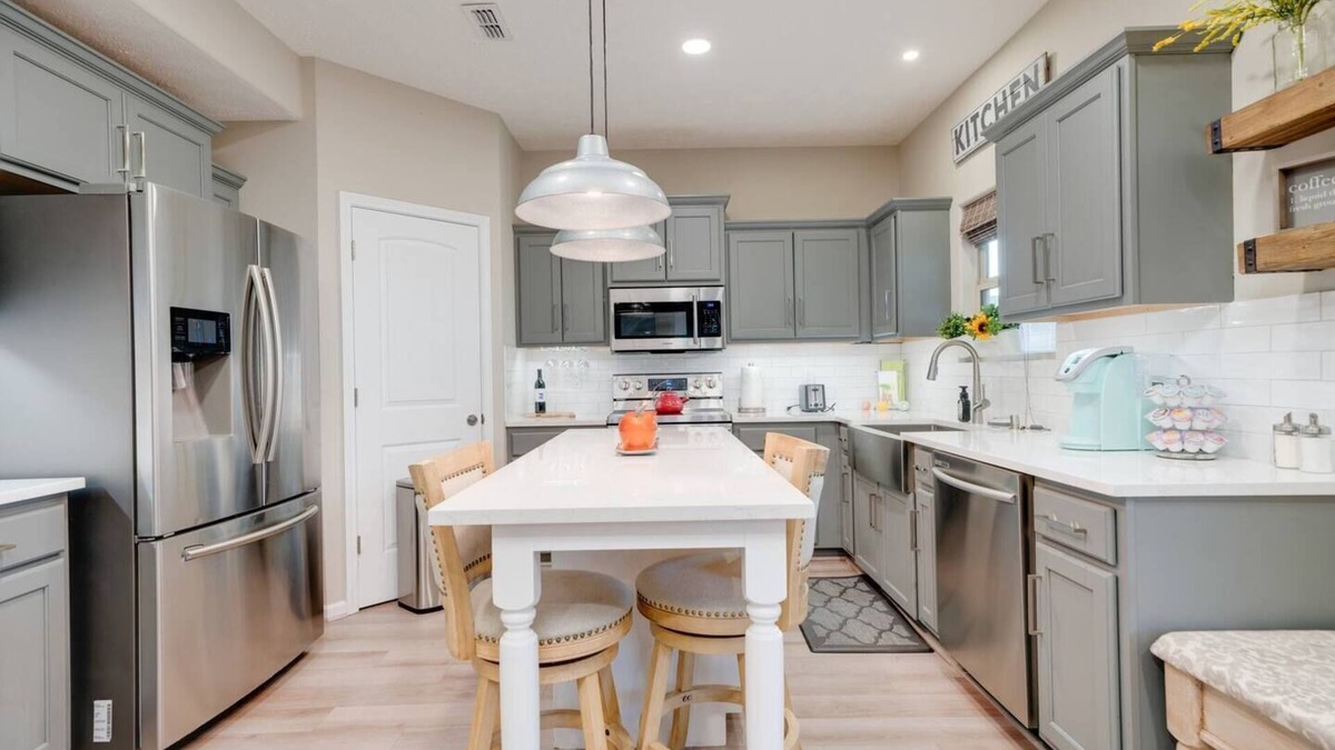 Murfreesboro House | Family Oasis w/Hot Tub ideal for longer STAYS!