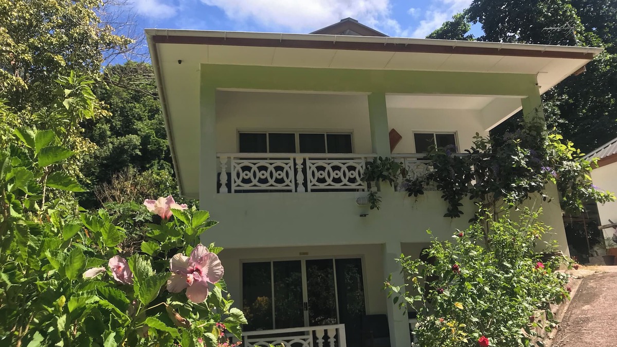 Praslin Island Apartment | Family or couple residence within minutes to all amnities.