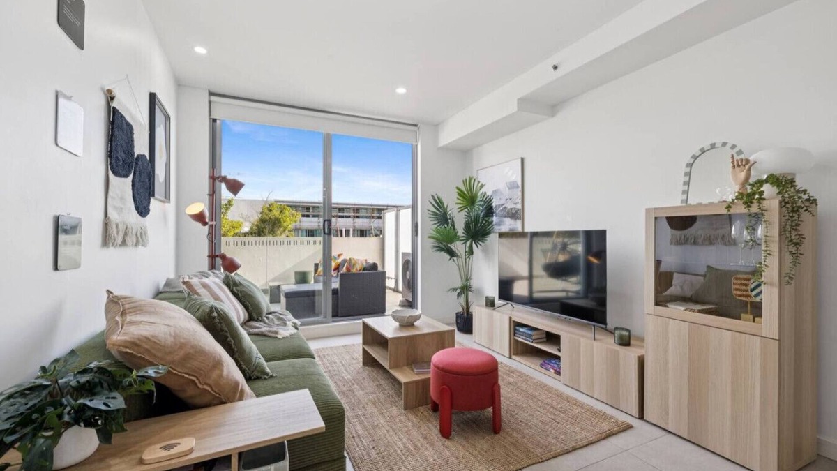 Mascot Apartment | Family Penthouse Apt Lvl 13 w/2 Carparks @Airport
