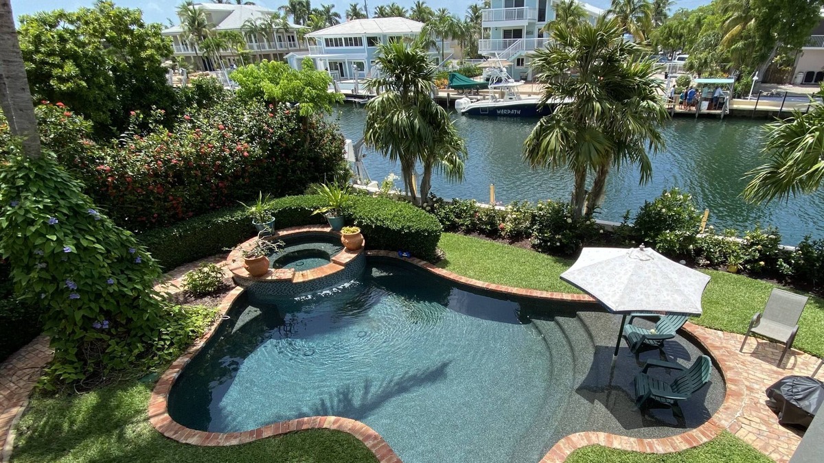 Venetian Shores House | Family/Pet Friendly Venetian Shores Home