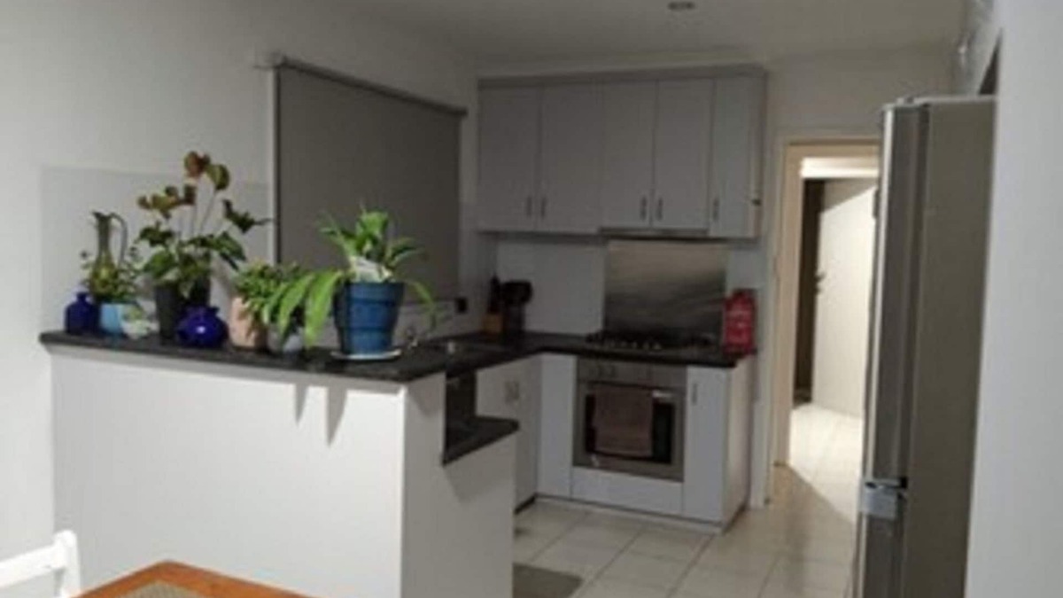 Wendouree House | Family retreat handy to sporting amenities and the lake