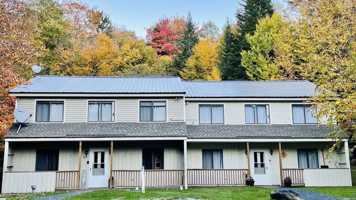 Monroe Bridge House | Family reunion, corporate retreat - our spacious duplex provides a great escape!