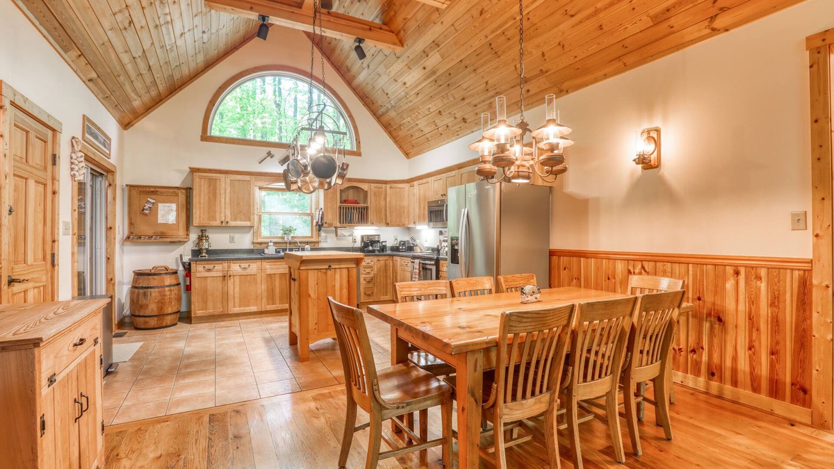 Millville Ski Chalet | Family Reunion Escape: Warm 3BR Chalet