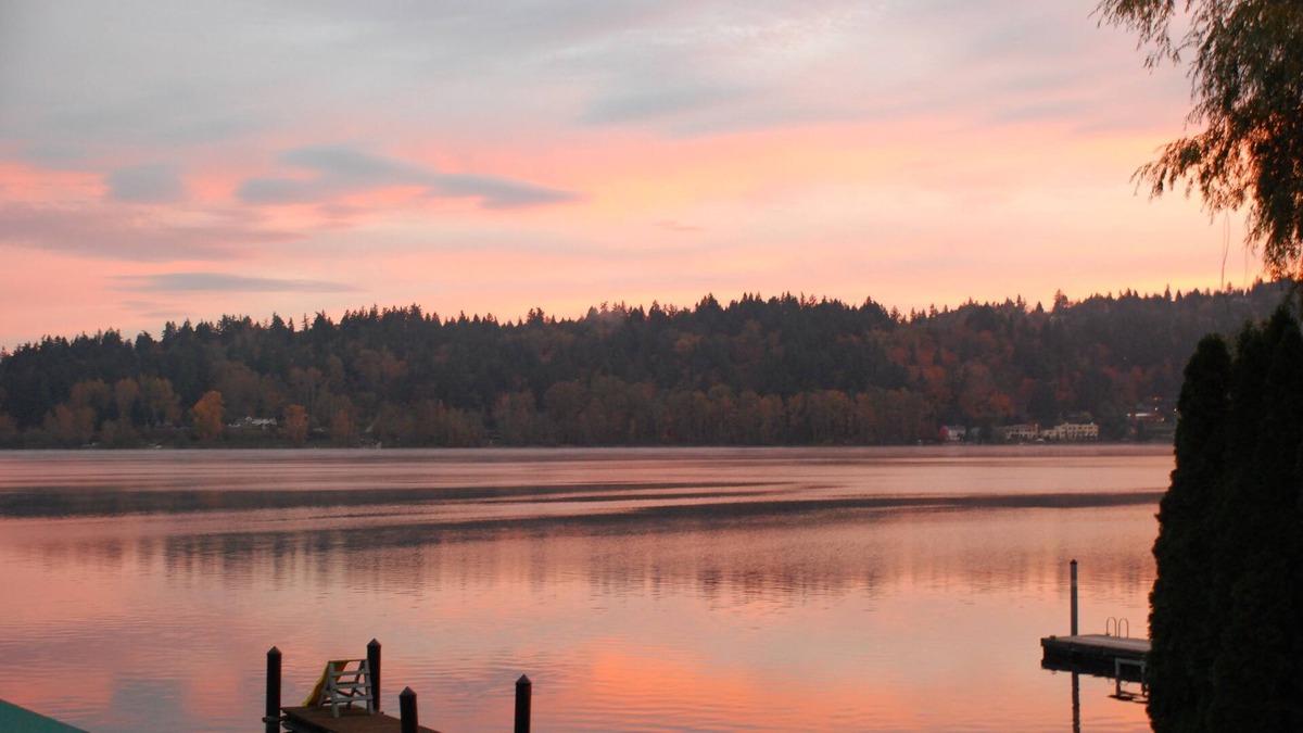 Viewpoint House | Family Reunions, Receptions. Corporate Retreats - Minutes to Microsoft Campus!