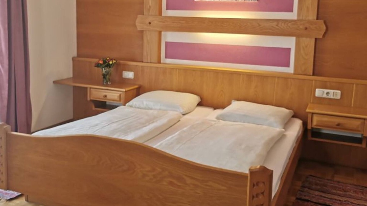 Strass im Attergau Cottage | Family Room 4 beds - Gasthof Pension Steinberger