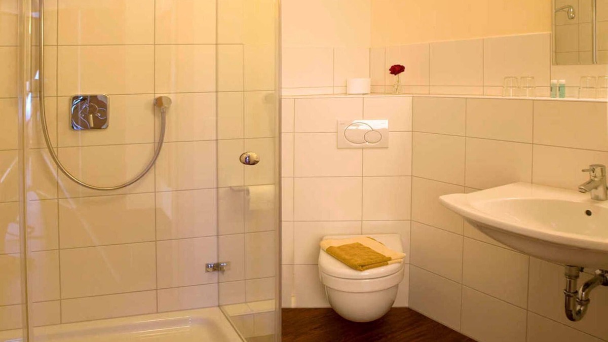 Deggenhausertal House | Family room - Landgasthof Linde