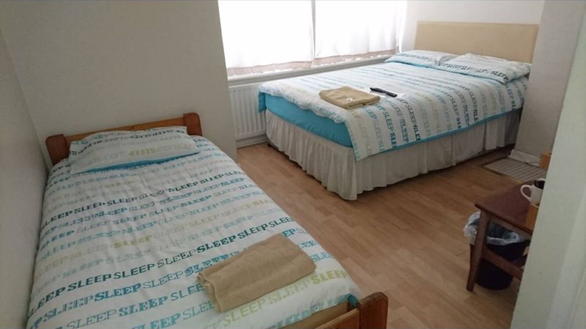 Harlington House | Family Room Sleeps 3 with 1 double and 1 single bed Ground Floor Private shower