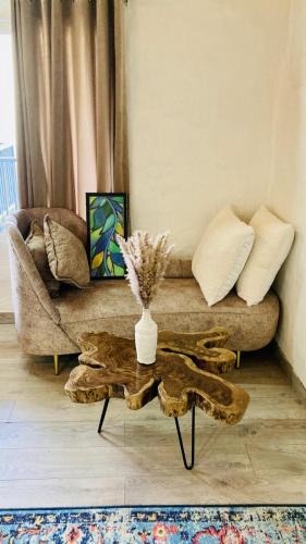 Ramgarh Apartment | Family Room with Skydeck