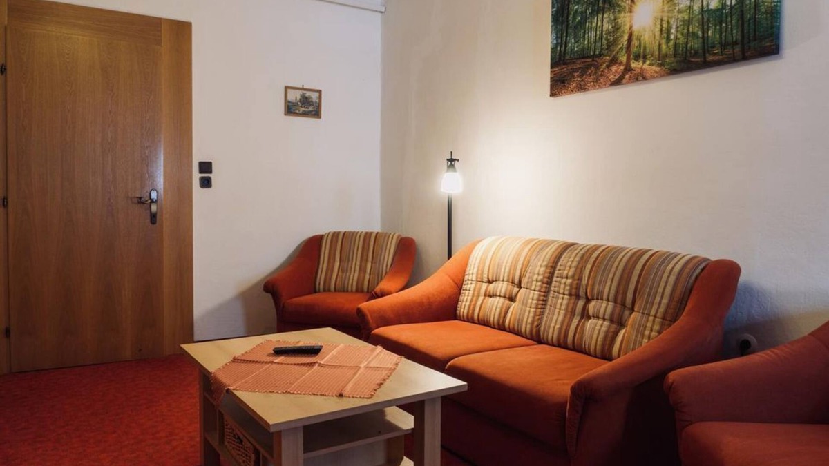Muehlbach Am Hochkoenig House | Family room with sofa bed (room 1) - Gasthof Scherer