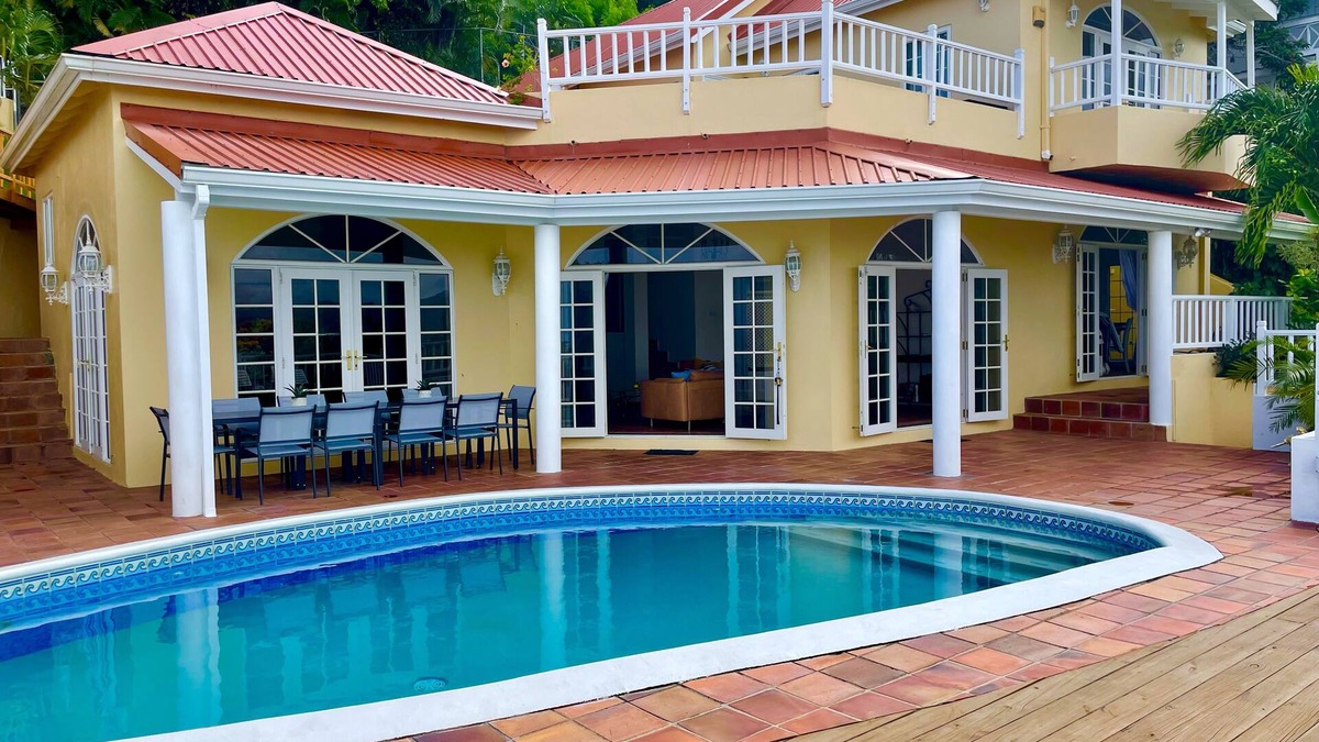 Bois d'Orange Villa | Family sized Villa with private pool Hotel Amenities 5 mins from the beach