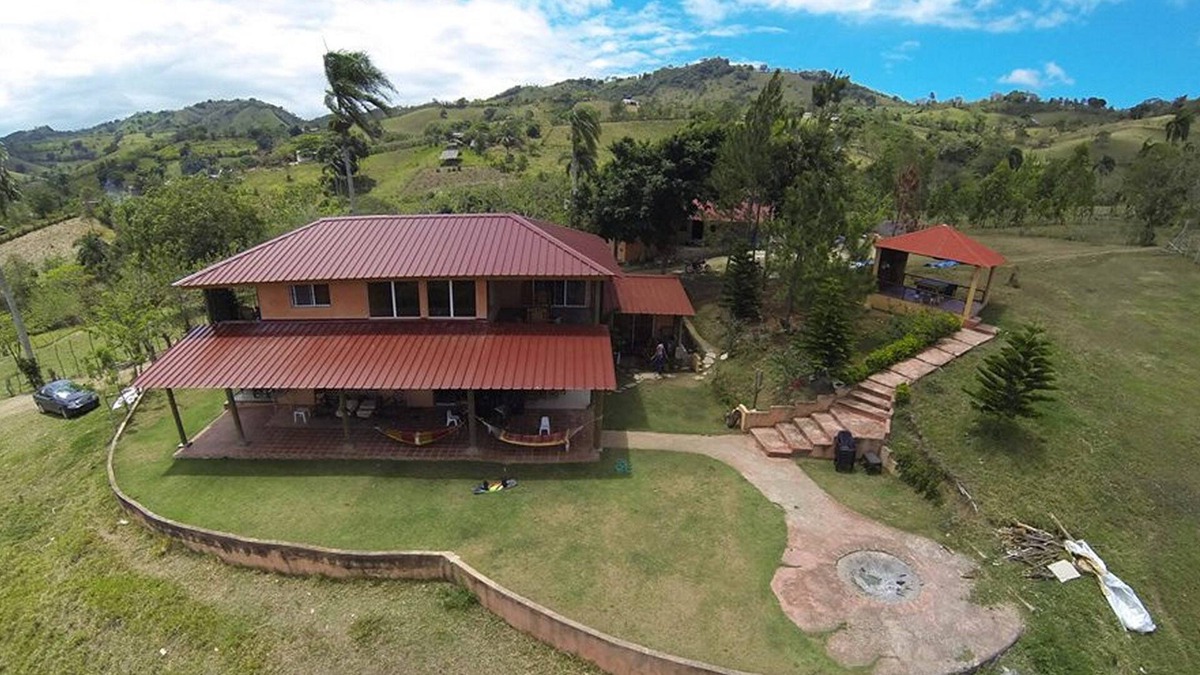 Yaque Arriba Apartment | Family suite in farm overlooking the Taveras lake