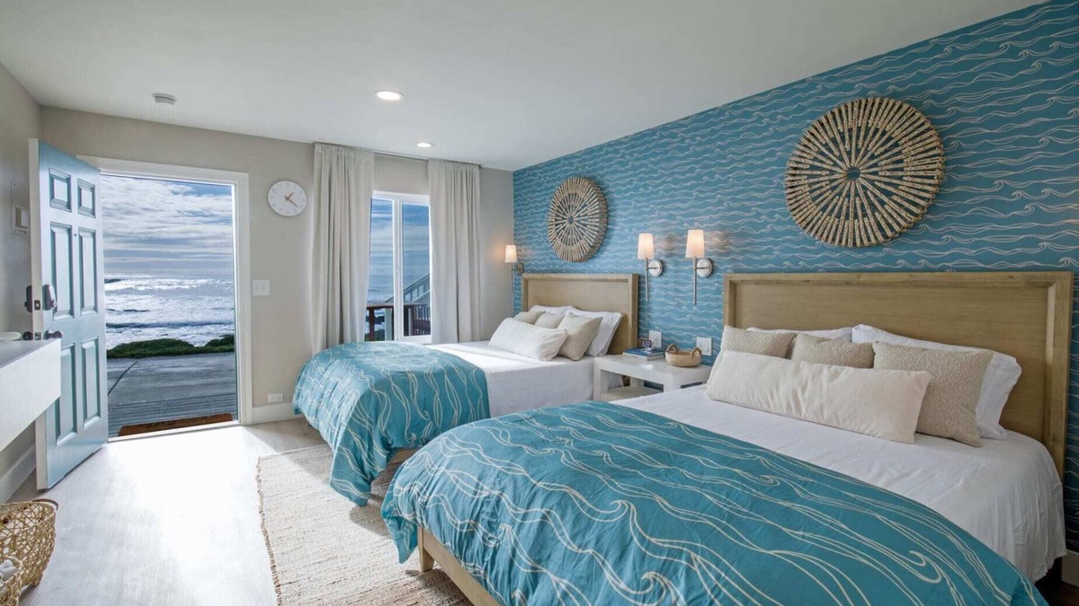 Shelter Cove House | Family Suite | Jacuzzi | Double Queen | Rm 6