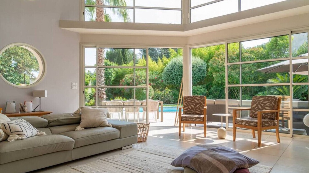 Castelnau-le-Lez House | Family Villa With Pool Walking Distance to the Center of the Village