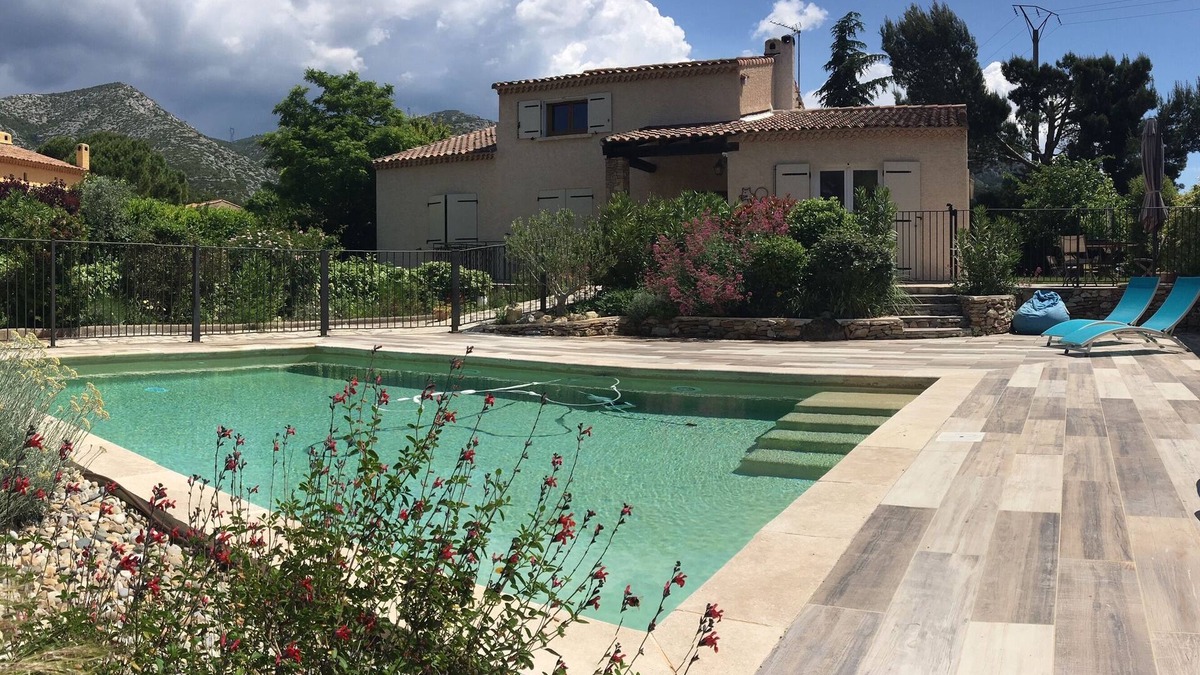 Gemenos Villa | Family villa with pool in a charming Provencal village