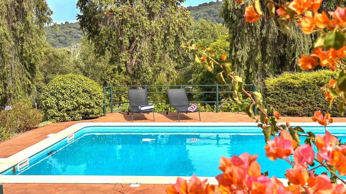 Nossa Senhora da Anunciada Villa | Family Villa with pool, mountain views and nature in Arrábida Natural Park