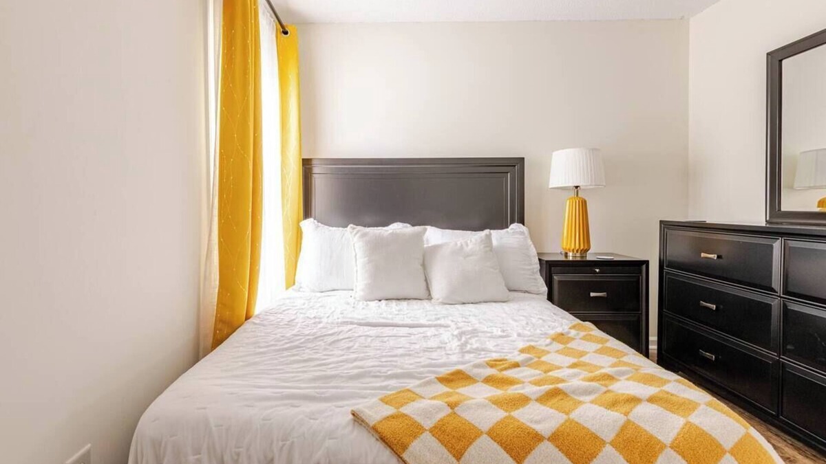 Durham House | Family & Work Home Near Duke University & Hospitals