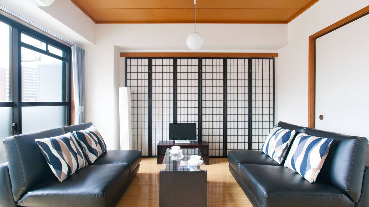 Toshima Apartment | Famous Japanese Gardens by walk