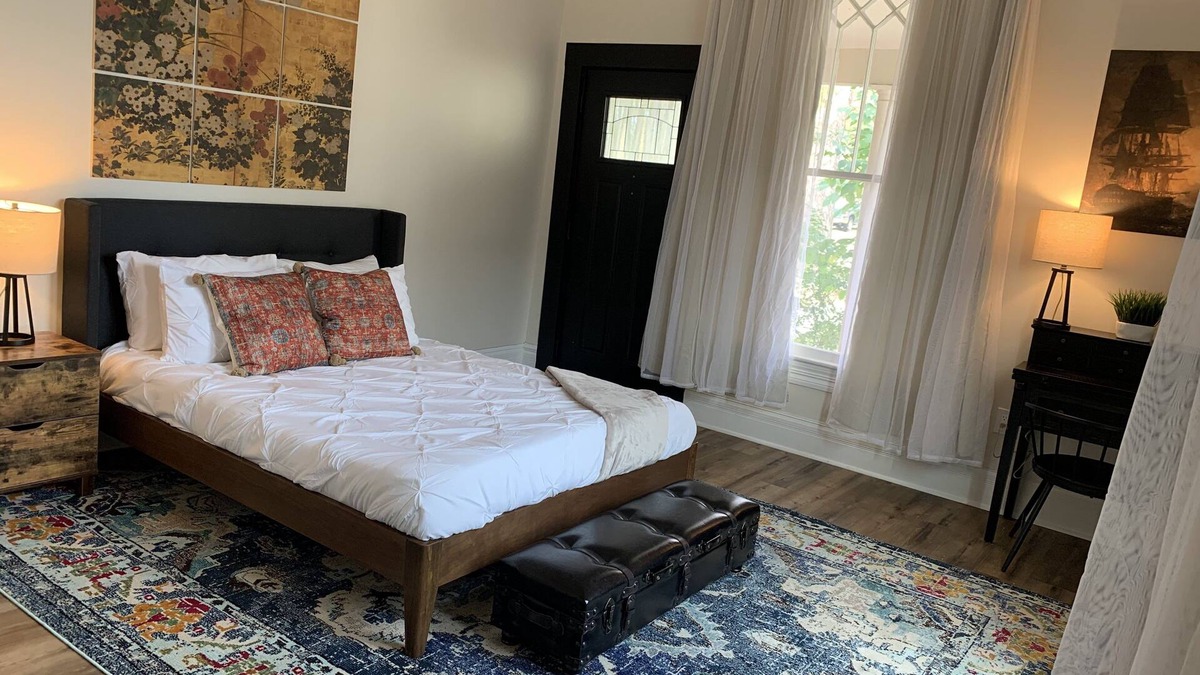 Government Hill Apartment | Fanciful long-term home in burgeoning Government Hill. Pet-Friendly.