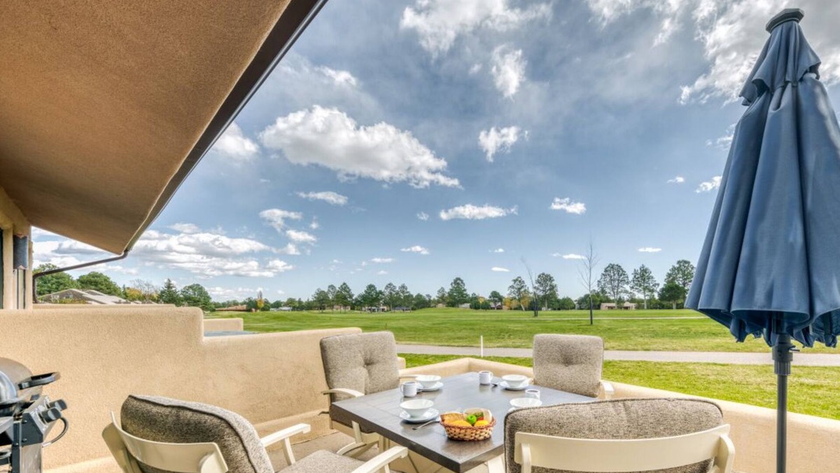 Alto House | Fancy Like- 2 mi to Alto Lake/golf views/gorgeous!