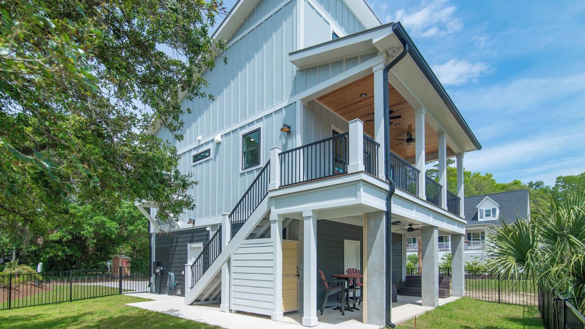 Pawleys Island House | Fancy Nancy Super retreat in Pawleys Island BRAND NEW HOUSE