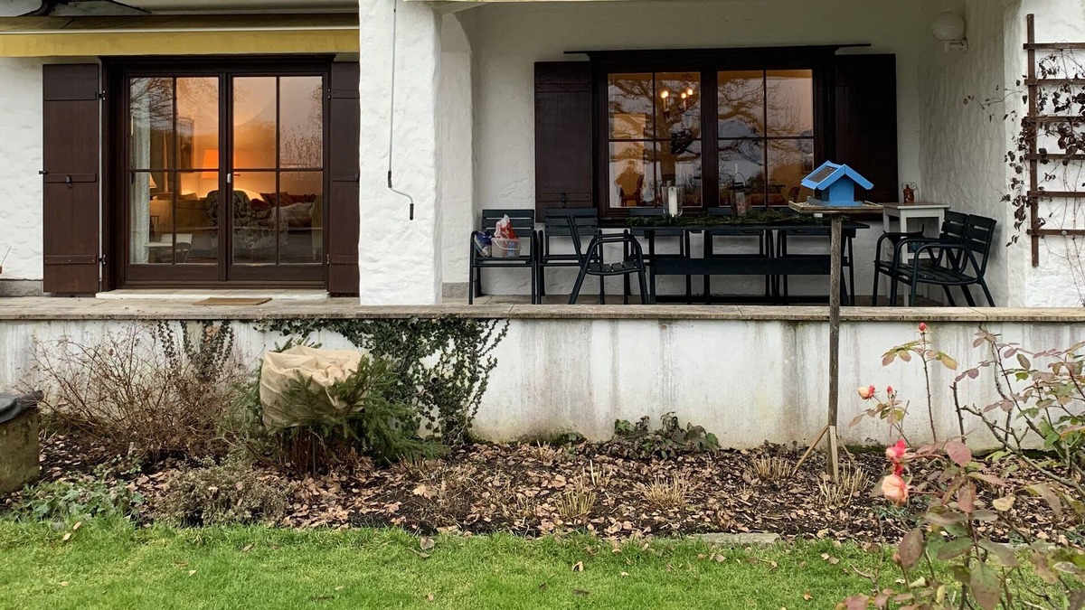 Altmuenster Cabin | Fantastic apartment right on the lake